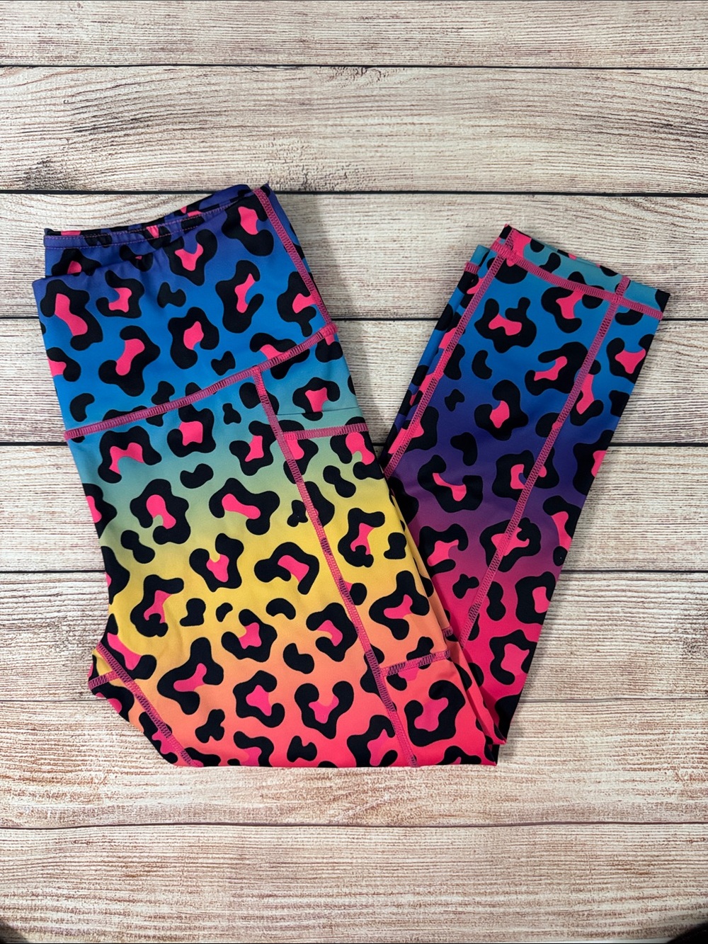 CVG Rainbow Leopard Capri